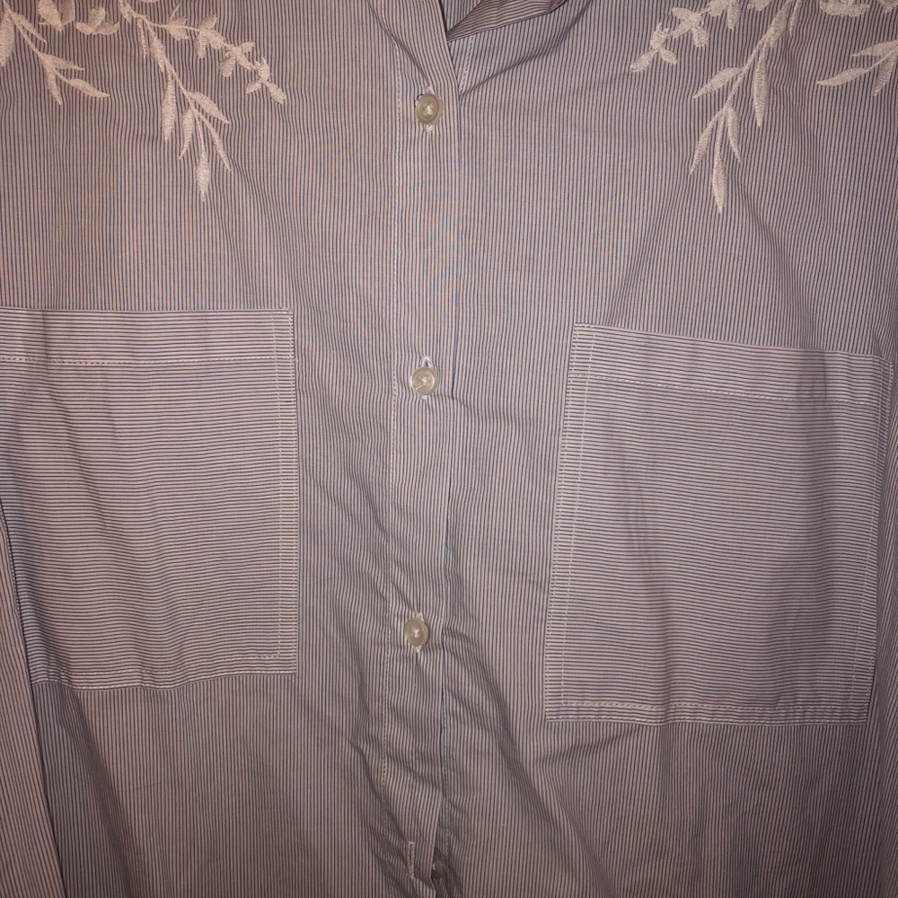 DNKY button down - Picture 2 of 6